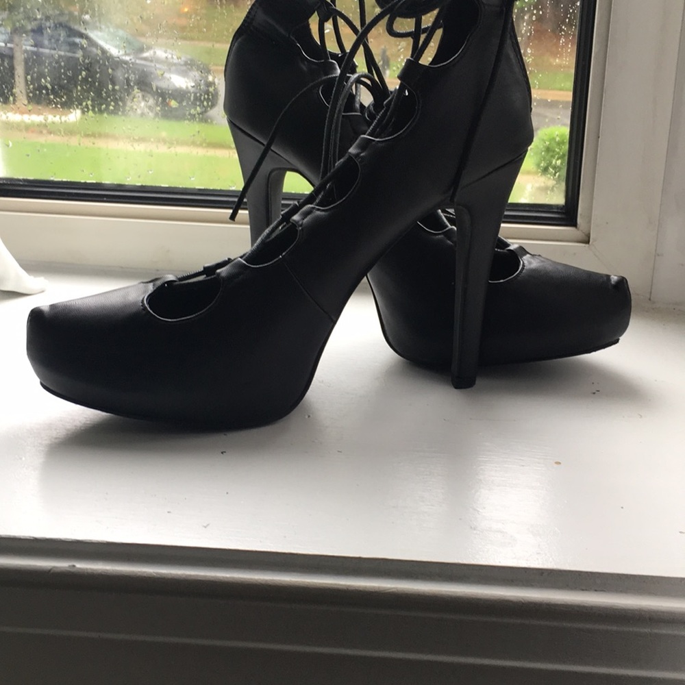Never worn pumps!